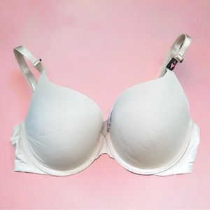 Victoria’s Secret Beige Full Coverage T-Shirt Push-Up Bra Size 36C